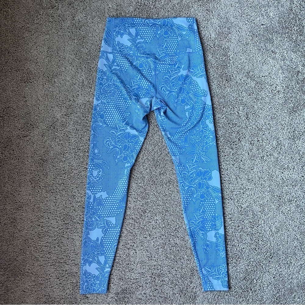 Nike Sculpt Victory High Rise Leggings - Picture 5 of 9
